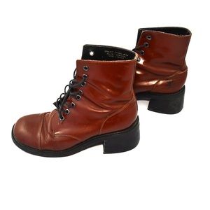 Vintage Steve Madden Army style boots